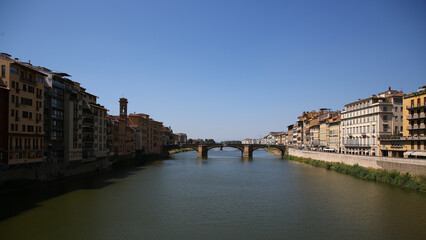 Río Arno, Florencia, Italia