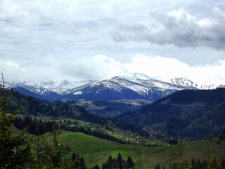 Fototapeta premium Spring thaw in the mountain valley