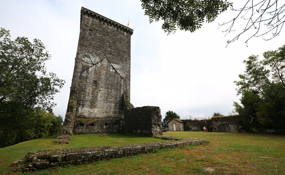 Torre Moncada, Orthez, Francia