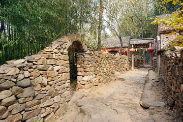 Zhuquan Village, Yinan County, Linyi City, Shandong Province, is a famous traditional ancient Chinese village with a history of more than 400 years.
