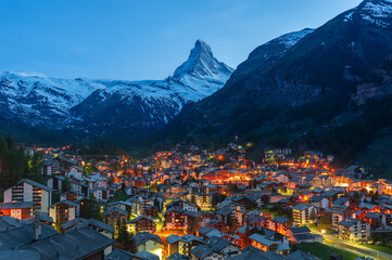 Idyllic landscape of Mountain Matterhorn in Zermatt, Switzerland at dusk - obrazy, fototapety, plakaty