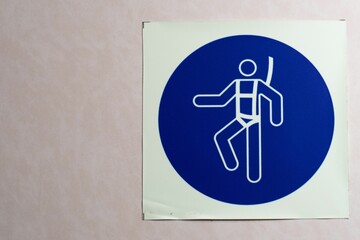 imo symbo used on board ship for using safety harness to prevent fall