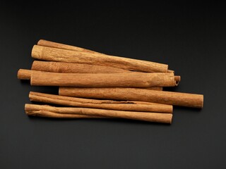 건조시킨 향신료 시나몬, 요리재료