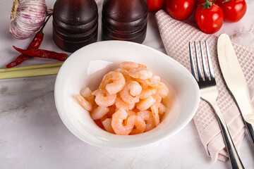 Cocktail prawns in the bowl