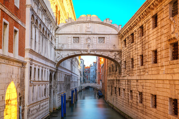Fototapeta na wymiar Bridge of Sighs in Venice, Italy