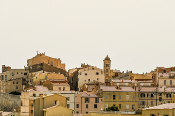 Bonifacio, Altstadt, Festung, Kirche, Korsika,  Hafen, Bucht, Kalkfelsen, Klippen, Ausflugsschiffe, Boote, K&uuml;ste, Mittelmeer,  Zitadelle,  Sommer, Frankreich