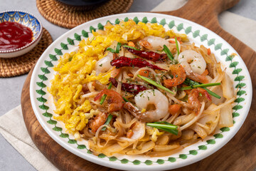 Beef, rice noodles, side dishes, drinks, menbosa, Thai food, fried rice, Vietnamese food, kaopat, pad thai, Heo Hyang ganji