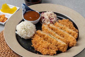 Pork, sirloin, set meal, cheese, pork cutlet, curry, cold buckwheat, udon,