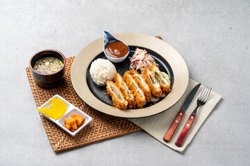 Pork, sirloin, set meal, cheese, pork cutlet, curry, cold buckwheat, udon,