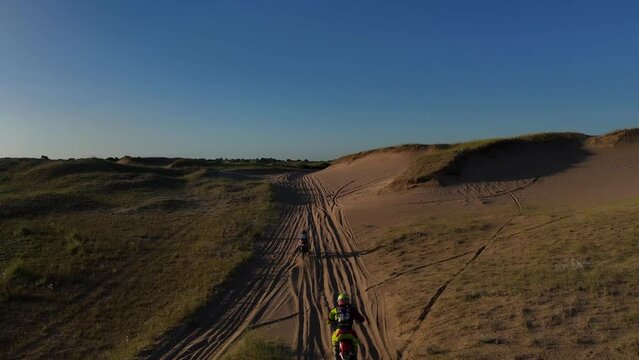 Entrenamiento en las Dunas entre Caril&oacute; y Villa Gesell, Provincia de Buenos Aires, Argentina.