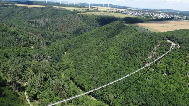 &Uuml;berflug Geierlay H&auml;ngeseilbr&uuml;cke M&ouml;rsdorf