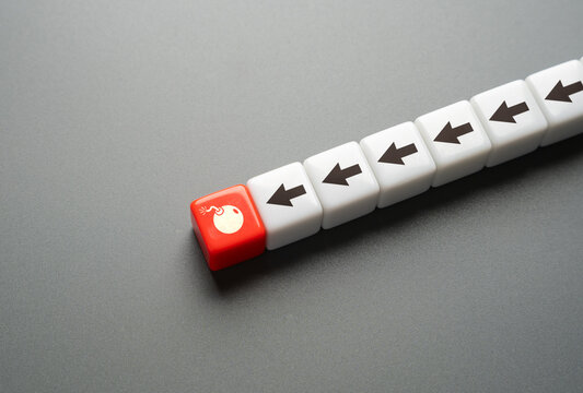 The arrows point to the bomb. The concept of coming to disaster. Urging attention to a potential catastrophe. Need for proactive measures to avert disaster.