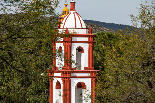 Vista de la Torra de la Iglesia Templo del Santuario de Guadalupe en Armadillo de los Infante San Luis potos&iacute; M&eacute;xico