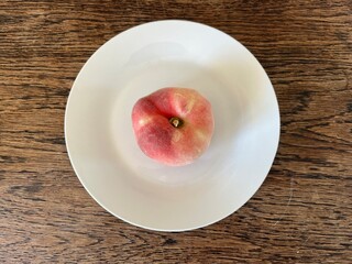 flatto peach in New Zealand