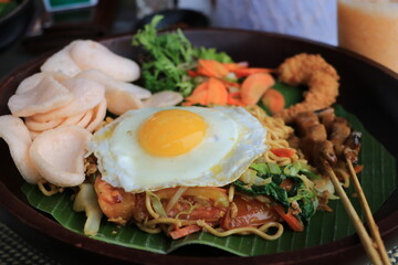 ミーゴレン　インドネシア風焼きそば