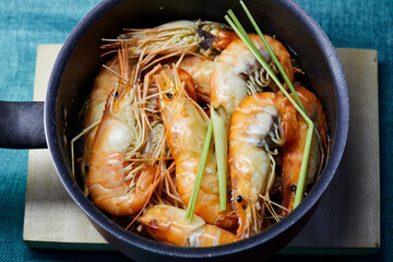 Directly above of steamed shrimp in pot