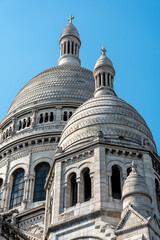 Obraz premium Famous iconic Sacred Heart basilica in Paris