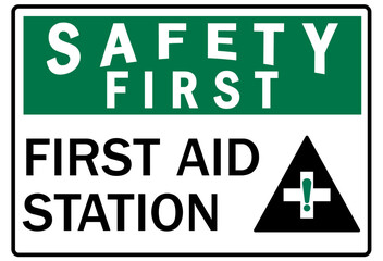 Fototapeta premium First aid station sign 