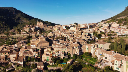 Obraz premium cenita view of valldemossa in mallorca