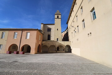 Ancien couvent des Recollets, vu de l'extérieur, ville de Privas, département de l'Ardèche,...