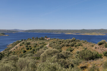 Tajo Stausee Embalse de José Maria Oriol bei Cañaveral, Provinz Cáceres, Extremadura gesehen auf...