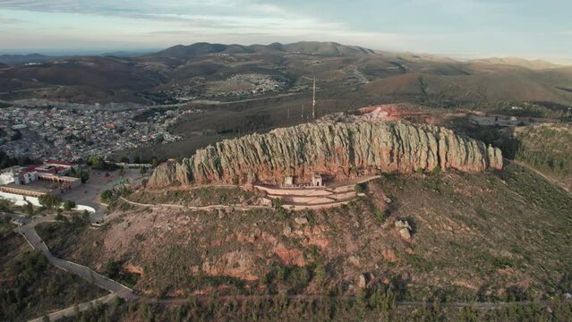 Aerial drone footage captures the majestic Cerro de la Bufa in Zacatecas, revealing its breathtaking landscape as the drone retreats