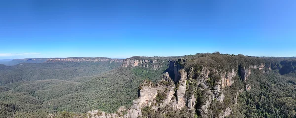 Papier Peint photo Trois sœurs Three Sisters are an unusual rock formation in the Blue Mountains 