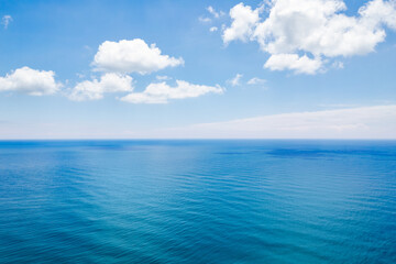 Fototapeta na wymiar Blue sky and ocean on North Carolina coast.