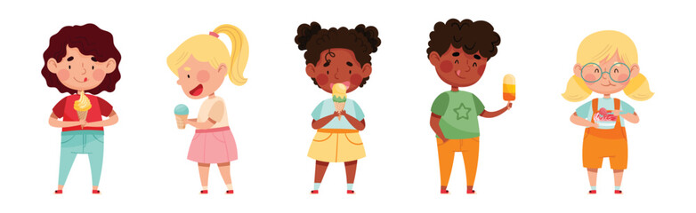 Fototapeta premium Happy Kid Character Eating Ice Cream Enjoy Frozen Dessert Vector Set