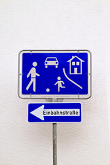 Play street one-way street 