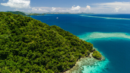 Obraz premium Landscape drone view of Vanua Balavu Bay of Islands in Fiji 