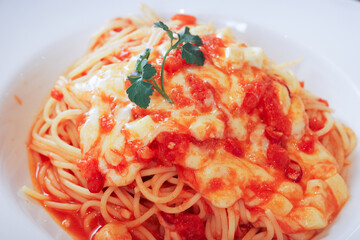 トマトソースのパスタ