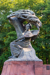 Frederic Chopin Monument in Lazienki Park, Warsaw, Poland - obrazy, fototapety, plakaty