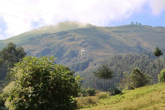 Rostro de T&uacute;pac Amaru II en el cerro Chochoconday, Cajabamba - Per&uacute;.