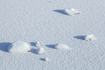 Verschneite Eisfläche, Deutschland