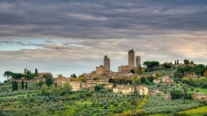 Fototapeta premium landscapes of Italy. medieval San Gimignano - Tuscany
