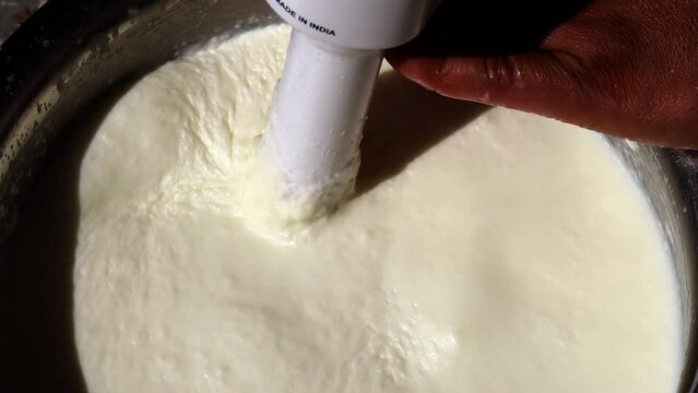 Buttermilk blending or extracting butter from buttermilk at home using blender  
