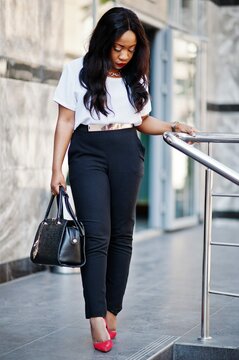 Stylish African American Business Woman With Handbag Streets City 7