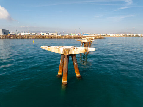 Pantalan del Puerto de Sagunto en Valencia