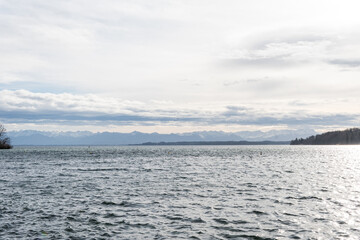 Fototapeta premium German Lakes, lakes in germany, alemania y sus lagos, vias nublados, cloudy day, beautiful view