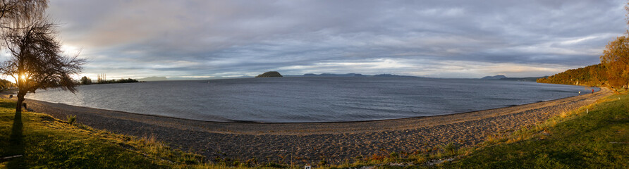 Fototapeta na wymiar panoramic of lake taupo in new zealand