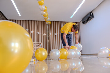 Celebration decorations indoor with baloons and stars to have wonderfull time