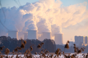 Kraftwerk Wolken, Kohlekraftwerk, Umweltverschmutzung, Klimawandel