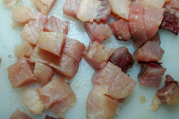 raw tuna to make a marmitako