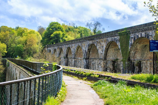 Chirk Aqueduct: A Serene Passage Through Nature&rsquo;s Beauty