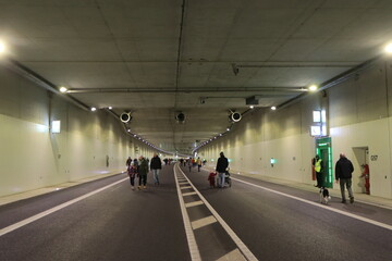 
Many people came to the opening of the new harbor tunnel in Bremerhaven Germany to experience this unique experience