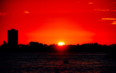 Fototapeta premium Sarasota bay harbor and bay front sun set landscape 