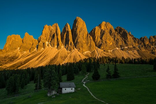Sunset, Glatschalm, Geislerspitzen, Villnoess Valley, Sass Rigais, Dolomites, South Tyrol, Italy, Europe