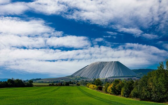 Kali, The Monte Kali tailings pile, Obersuhl, Thuringia, Germany, Europe