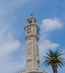Obraz premium İzmir Clock Tower (İzmir Saat Kulesi), a historic clock tower located at the Konak Square in Izmir, Turkiye.